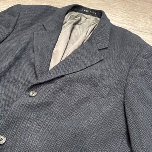 Hugo Boss Sport Coat Mens 46‎ R Blue Herringbone Virgin Wool USA Vintage Jacket